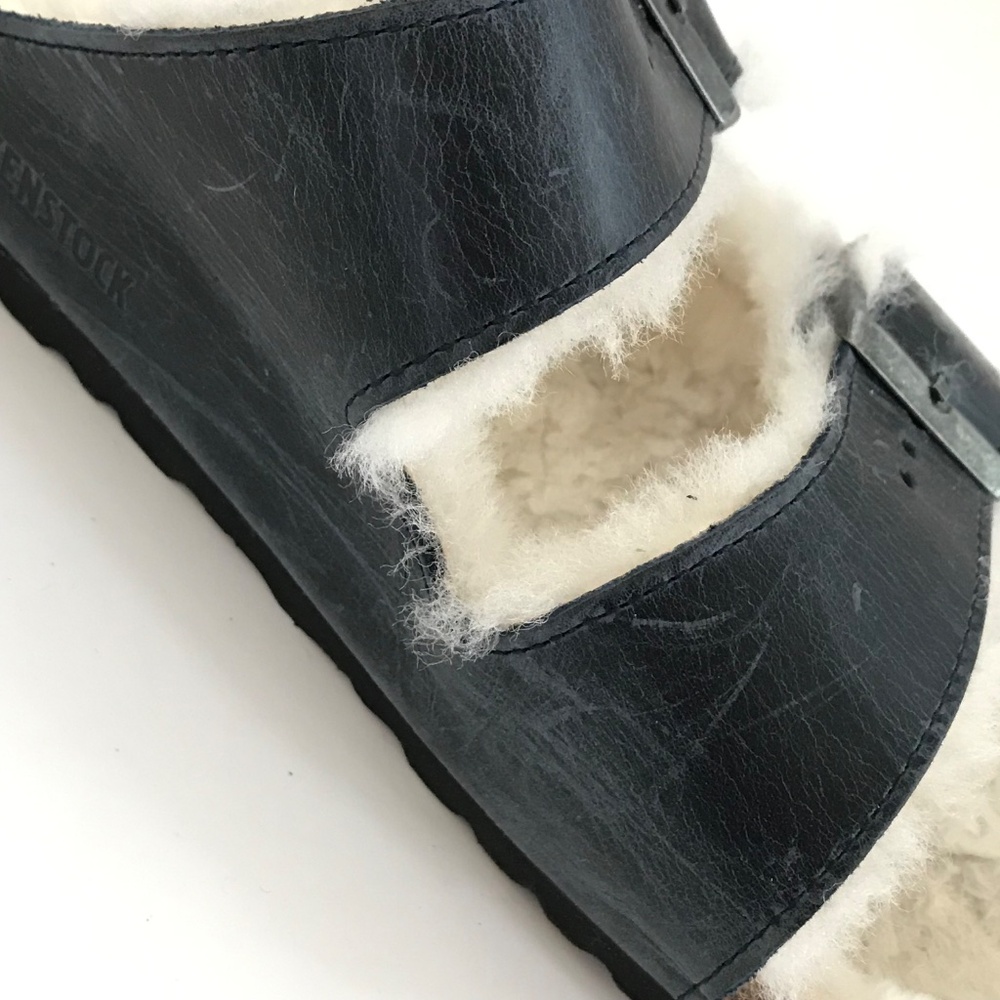 BIRKENSTOCK Arizona Sandals Shearling Women’s Size 9 - Picture 12 of 16